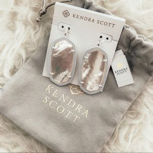 Kendra Scott Danielle Earrings